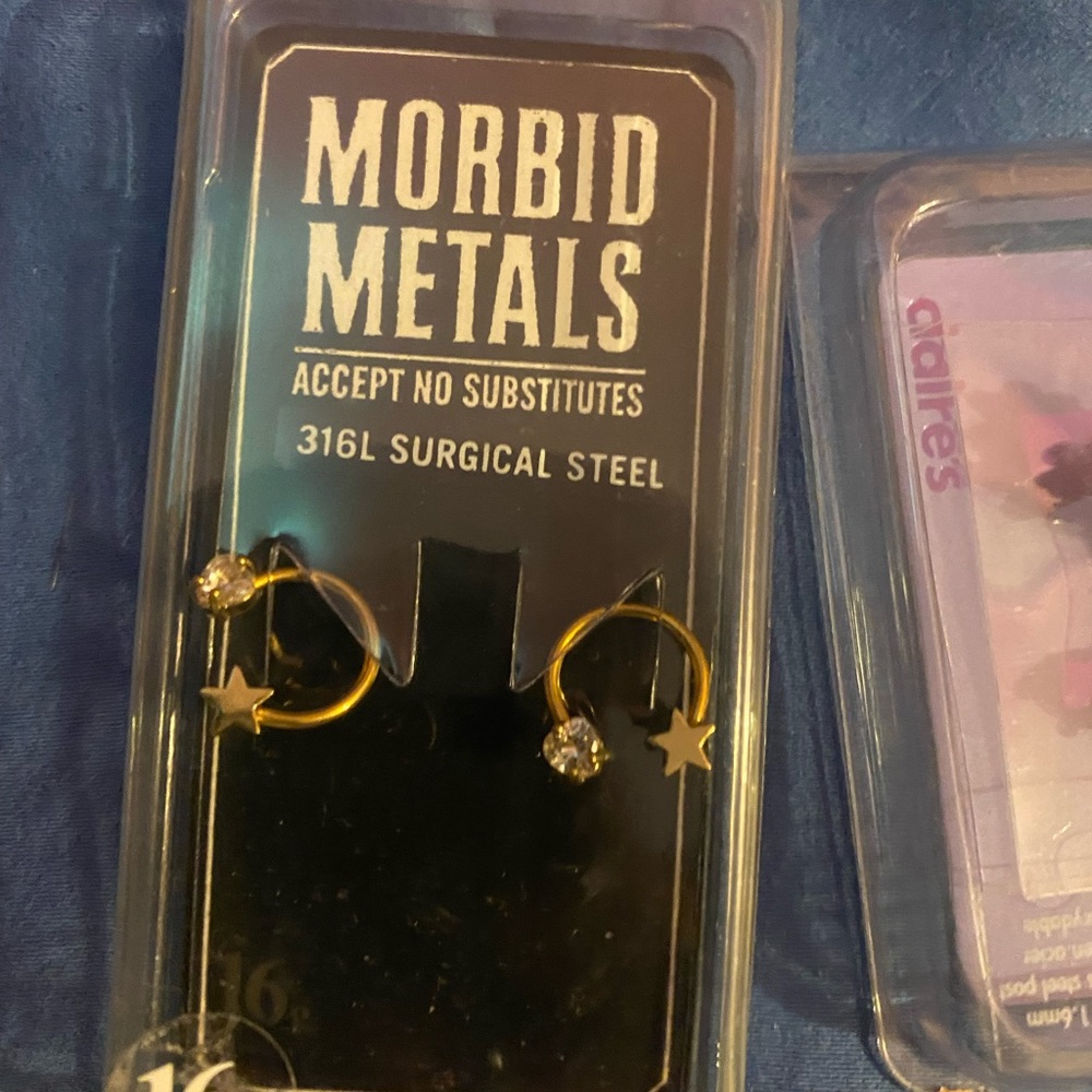 Body Piercing - Picture 7 of 7